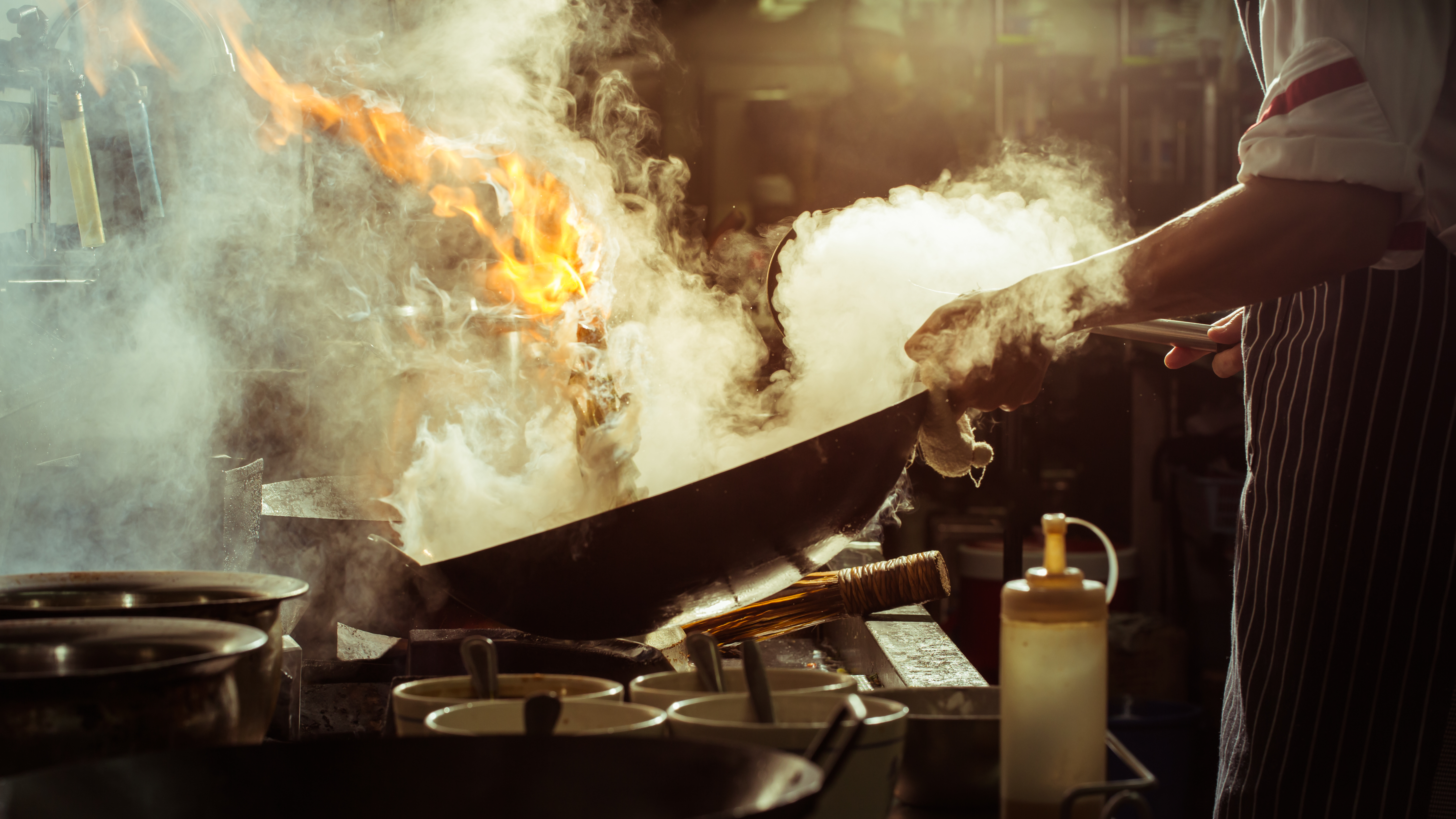 Cómo Montar un Negocio de Dark Kitchen: Estrategias para el Éxito Culinario